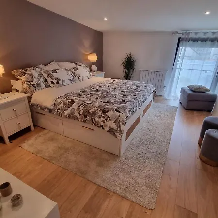 Maison Spacieuse Avec Jardin * Drancy